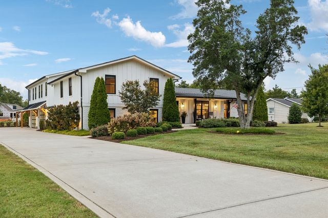 513 Mansion Dr, Brentwood, TN 37027