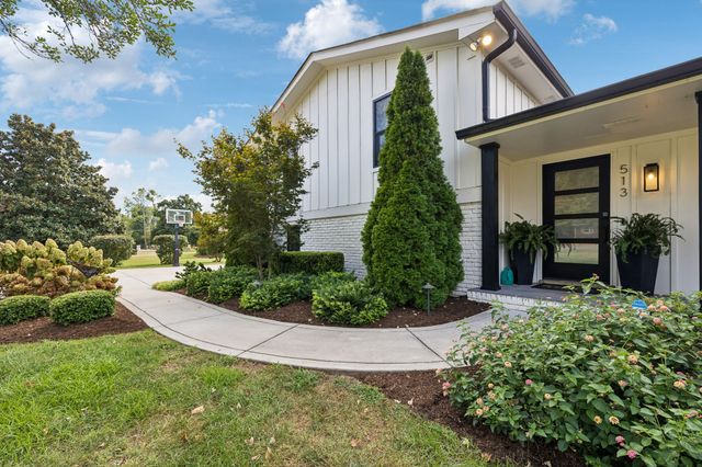 513 Mansion Dr, Brentwood, TN 37027