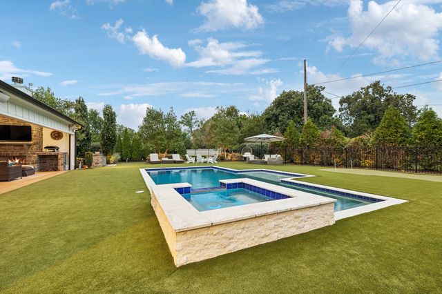 513 Mansion Dr, Brentwood, TN 37027