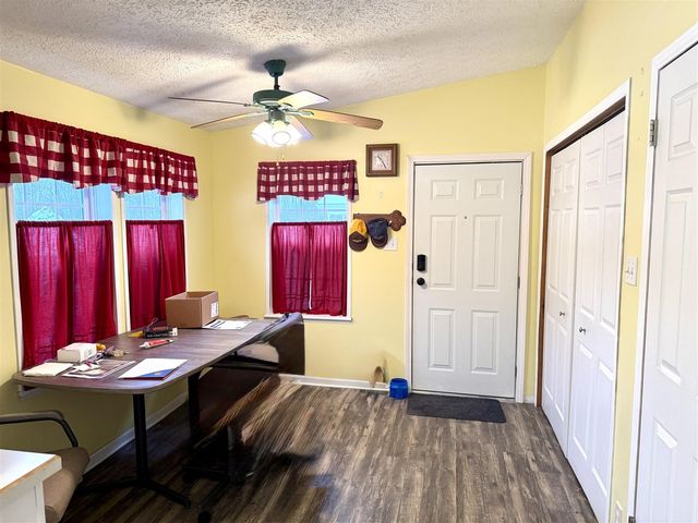 3828 Idlewild Street, Jackson, MI 49201