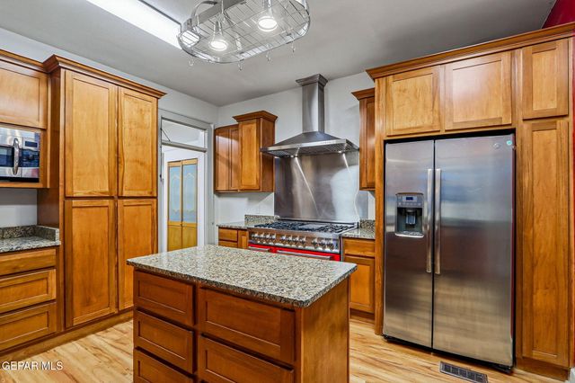 1810 E Cliff Drive, El Paso, TX 79902