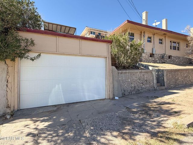 1810 E Cliff Drive, El Paso, TX 79902