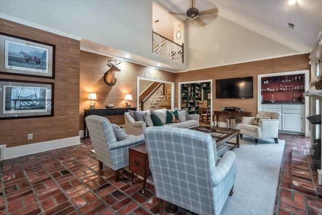 50 GROVE CREEK PL, Memphis, TN 38117