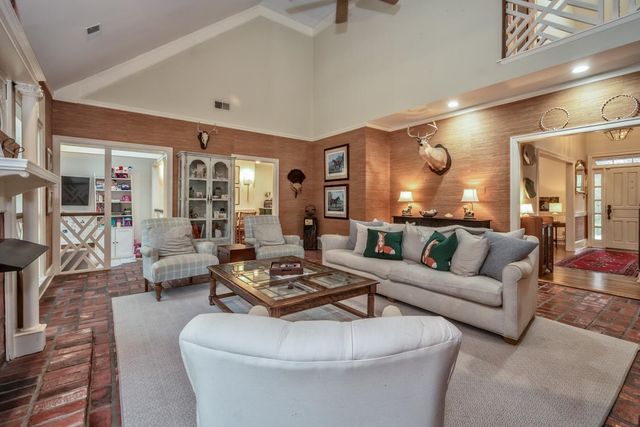 50 GROVE CREEK PL, Memphis, TN 38117