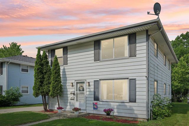 4423 S 5th PLACE #4425, Milwaukee, WI 53207