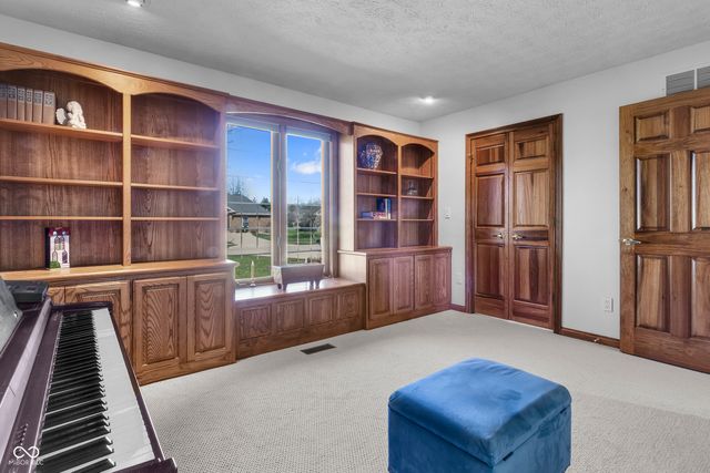 10225 Wayward Wind Drive, Indianapolis, IN 46239