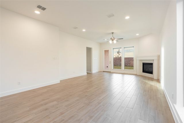 2335 Butler Avenue, Fate, TX 75087