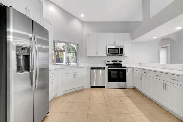 184 WINONA CIRCLE, Auburndale, FL 33823