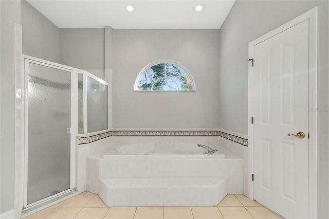 184 WINONA CIRCLE, Auburndale, FL 33823