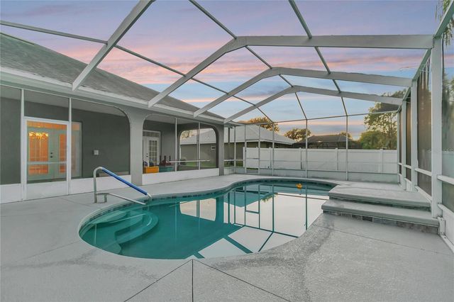 184 WINONA CIRCLE, Auburndale, FL 33823