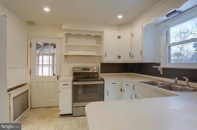 116 FOX ST, Harrisburg, PA 17109