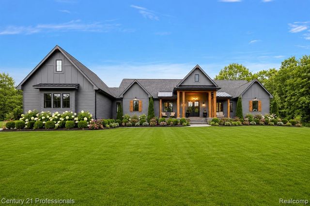5340 Clarkston, Clarkston, MI 48348