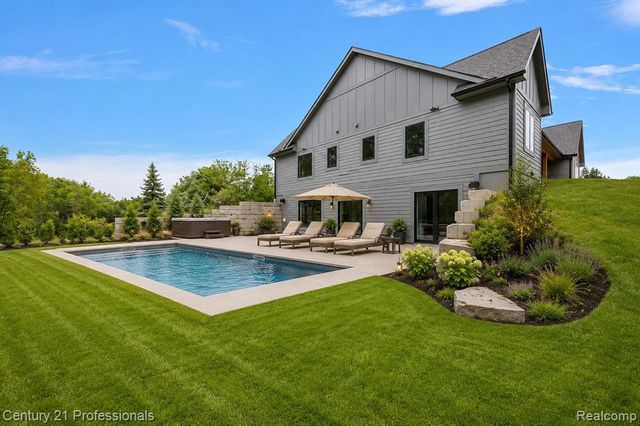 5340 Clarkston, Clarkston, MI 48348