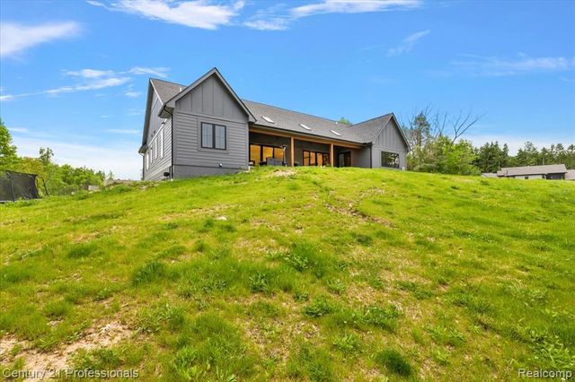 5340 Clarkston, Clarkston, MI 48348