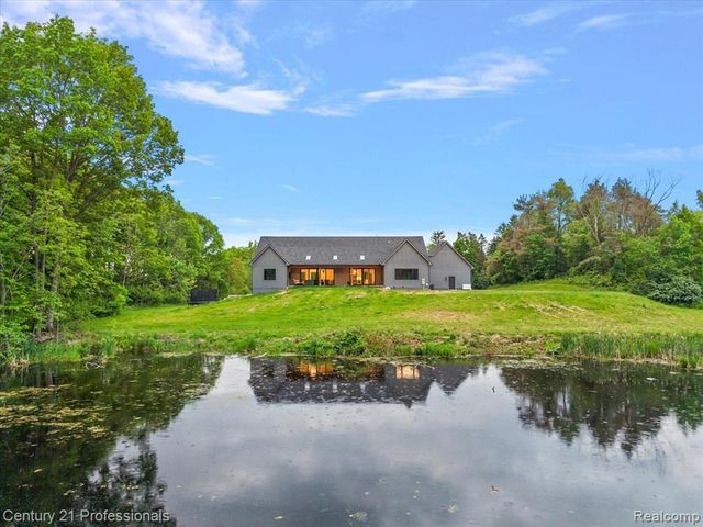 5340 Clarkston, Clarkston, MI 48348