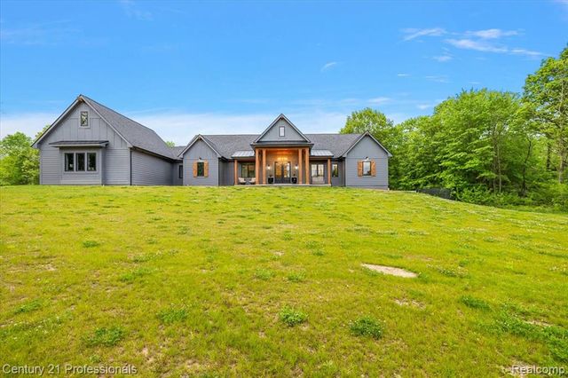 5340 Clarkston, Clarkston, MI 48348