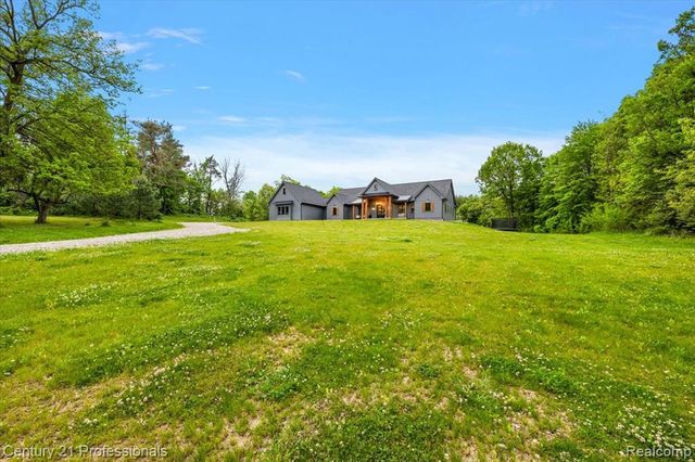 5340 Clarkston, Clarkston, MI 48348