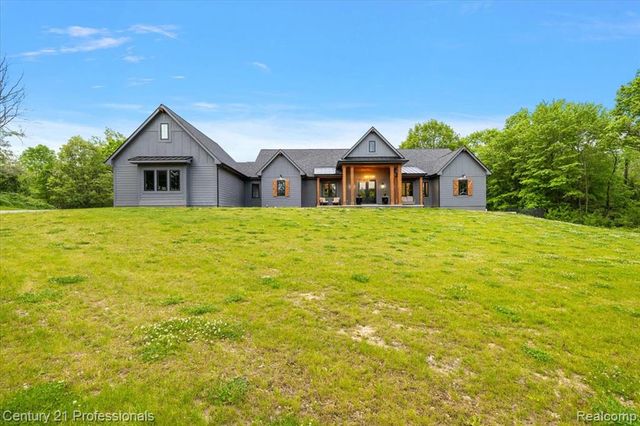 5340 Clarkston, Clarkston, MI 48348
