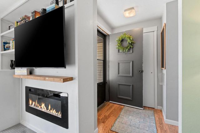 421 MEMORY COURT, Green Bay, WI 54301