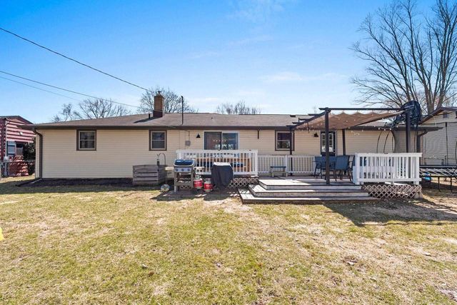 421 MEMORY COURT, Green Bay, WI 54301