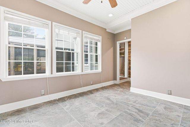 11418 Tartans Hill Rd, Goshen, KY 40026
