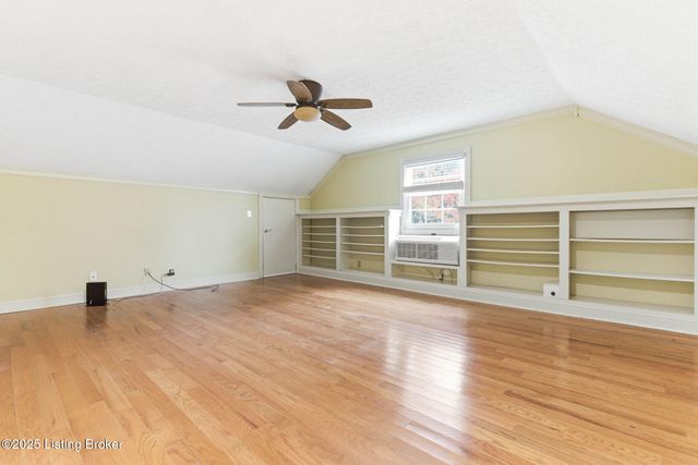 11418 Tartans Hill Rd, Goshen, KY 40026