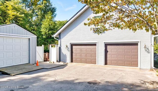 11418 Tartans Hill Rd, Goshen, KY 40026