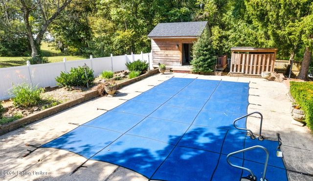 11418 Tartans Hill Rd, Goshen, KY 40026