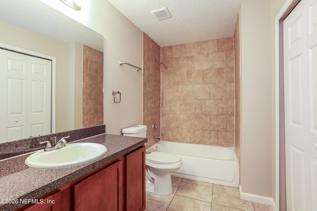 628 4TH Avenue S, Jacksonville Beach, FL 32250