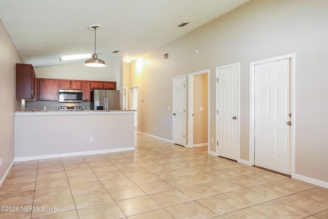 628 4TH Avenue S, Jacksonville Beach, FL 32250