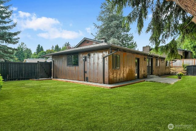 4221 108th Street SE, Everett, WA 98208