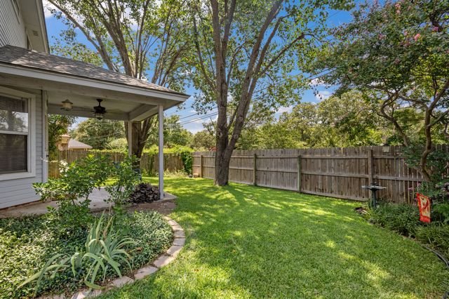 7408 Cross Ridge Circle, Fort Worth, TX 76120