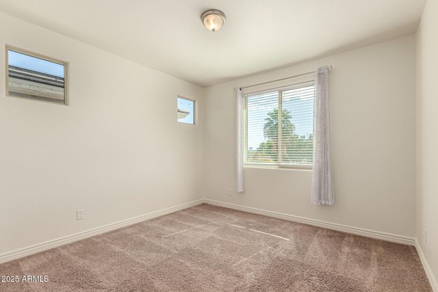 8539 W MIDWAY Avenue, Glendale, AZ 85305