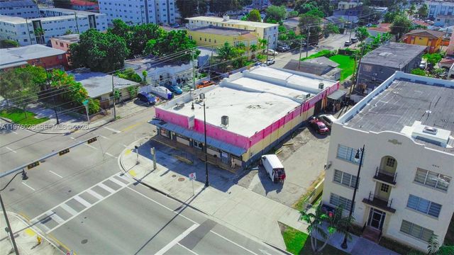 1910 SW 1st St, Miami, FL 33135