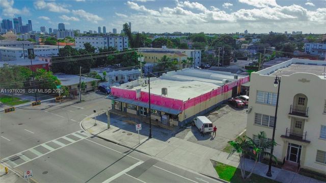 1910 SW 1st St, Miami, FL 33135