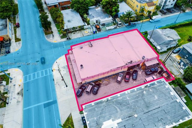 1910 SW 1st St, Miami, FL 33135