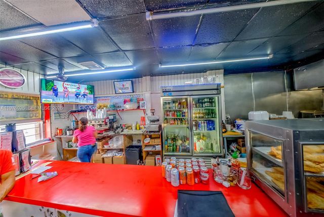 1910 SW 1st St, Miami, FL 33135