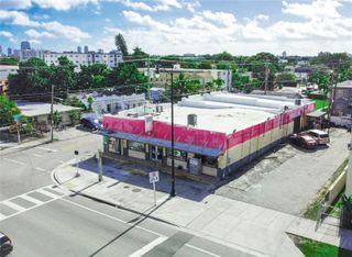 1910 SW 1st St, Miami, FL 33135