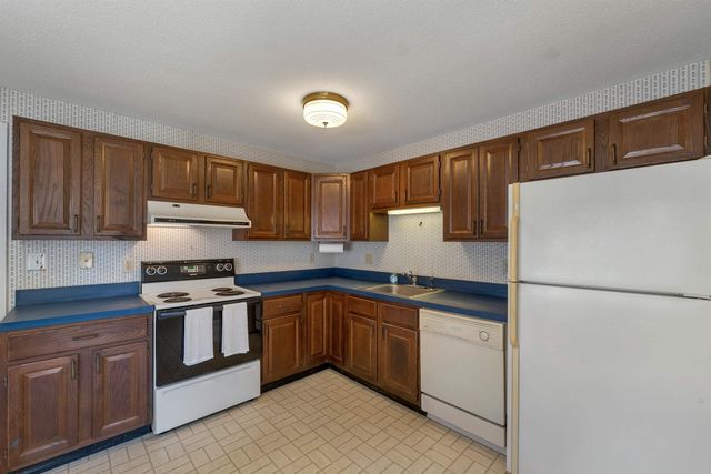 27 Harvest Lane, Laconia, NH 03246