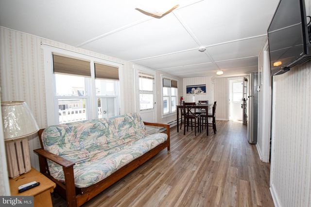 717 N CENTRAL AVE, Surf City, NJ 08008