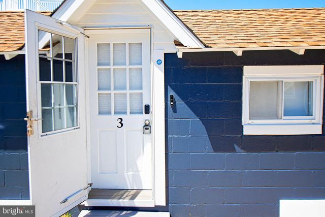717 N CENTRAL AVE, Surf City, NJ 08008