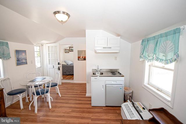 717 N CENTRAL AVE, Surf City, NJ 08008