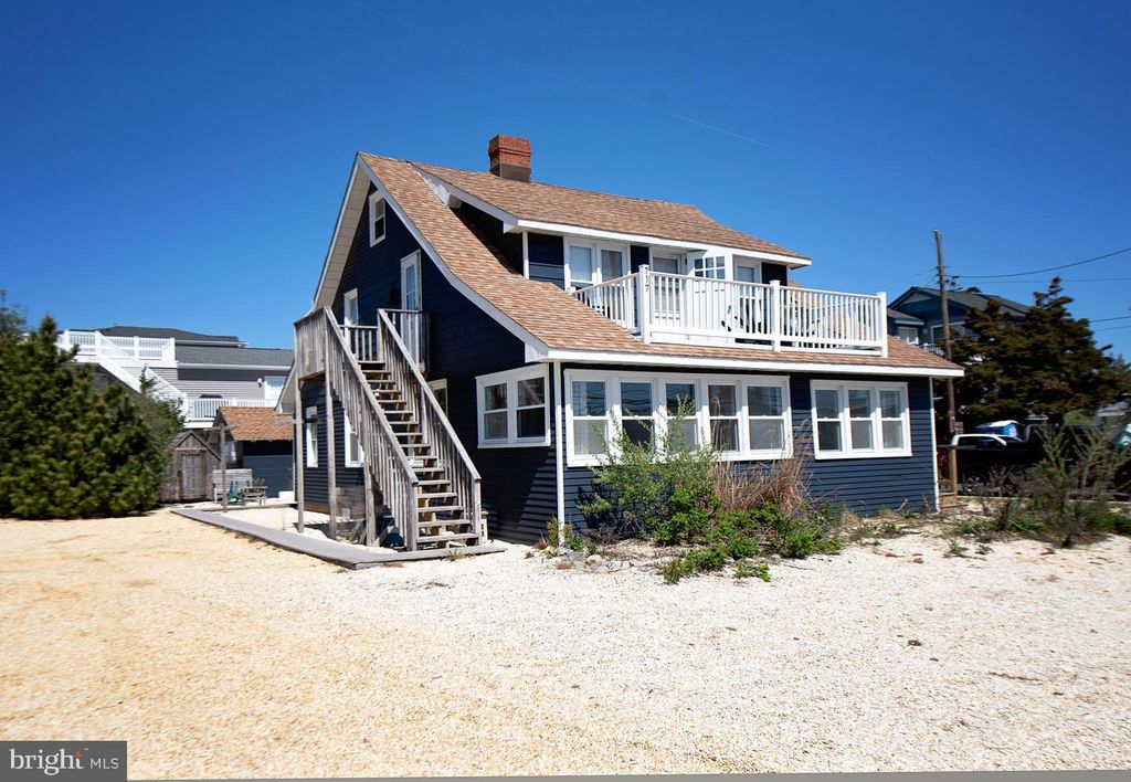 717 N CENTRAL AVE, Surf City, NJ 08008