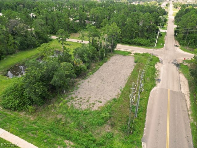 910 Meadow RD, Lehigh Acres, FL 33973