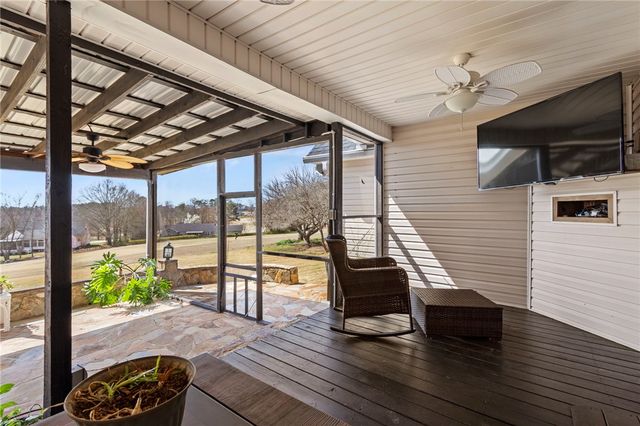 116 Fairway Drive, Pickens, SC 29671