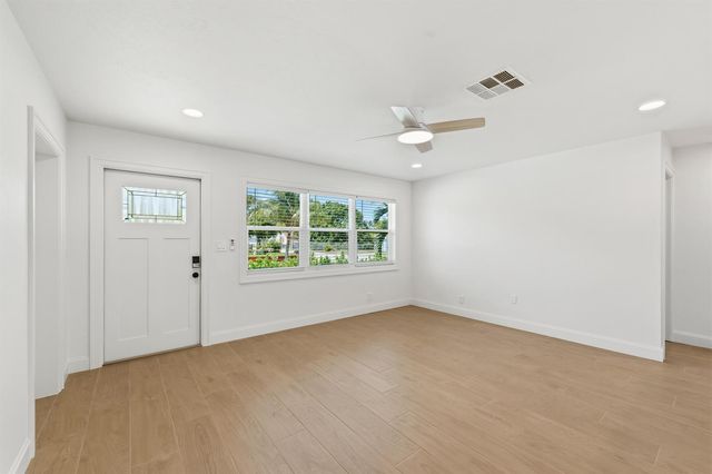 802 Lytle Street, West Palm Beach, FL 33405