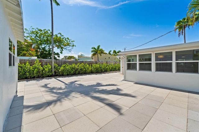 802 Lytle Street, West Palm Beach, FL 33405