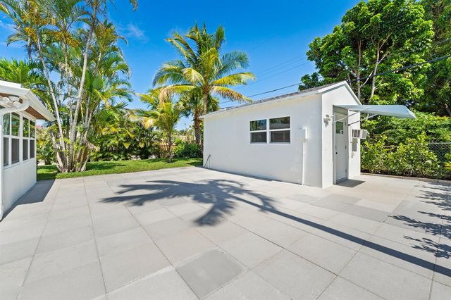 802 Lytle Street, West Palm Beach, FL 33405