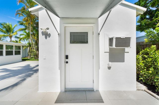 802 Lytle Street, West Palm Beach, FL 33405