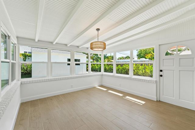802 Lytle Street, West Palm Beach, FL 33405